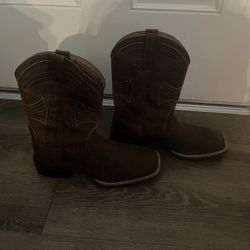 $100 Boots 