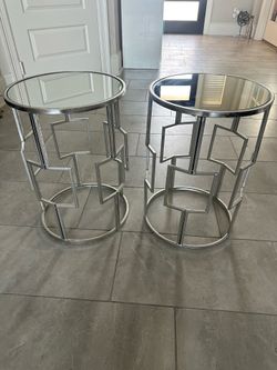 Modern Silver Geometric Frame Mirrored Round Accent Tables (Set of 2 or Single)