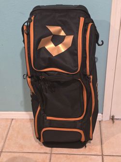Demarini special ops roller bag