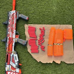 Brand New Medium Nerf Gun