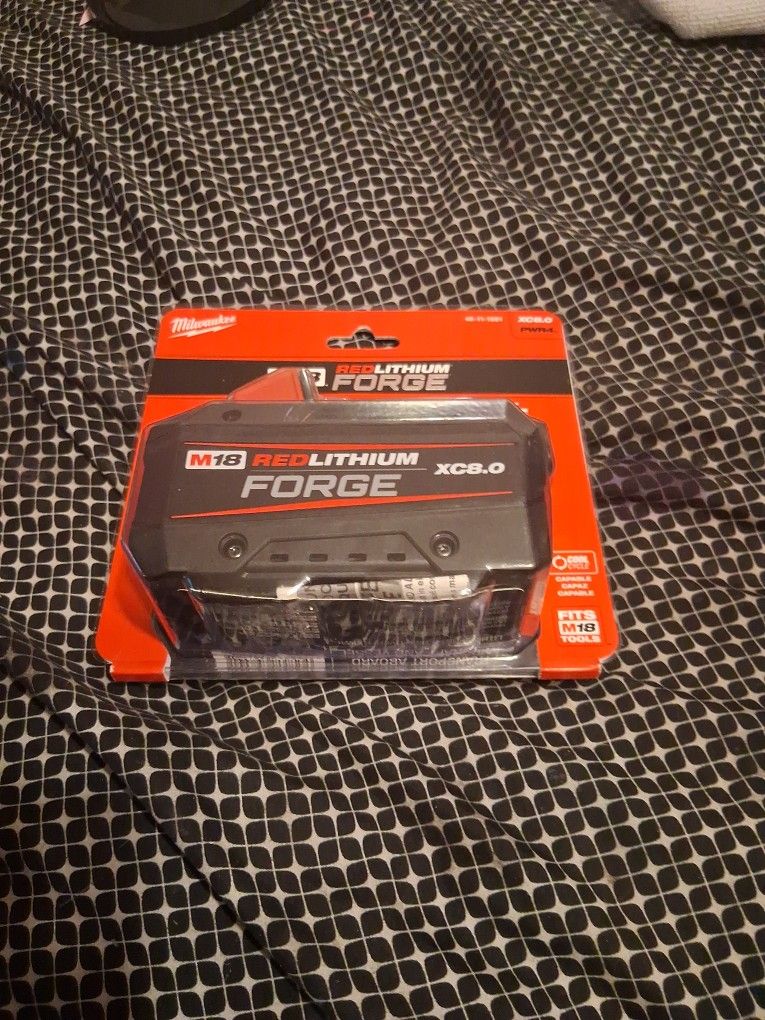 Milwaukee M18 Redlithium FORGE XC8.0 Battery