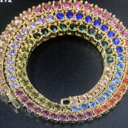 A row of necklaces with alloy diamonds