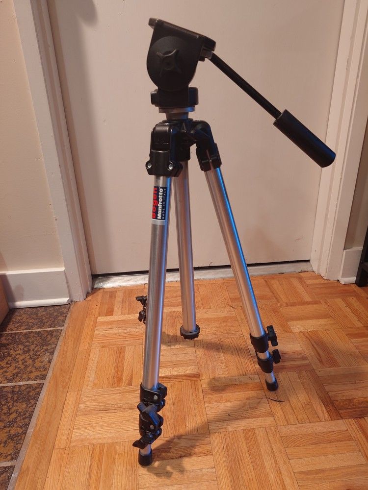 Bogen Manfrotto Tripod And 3126 Head