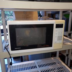 Daewoo Microwave White Working Well Address In Pickup 