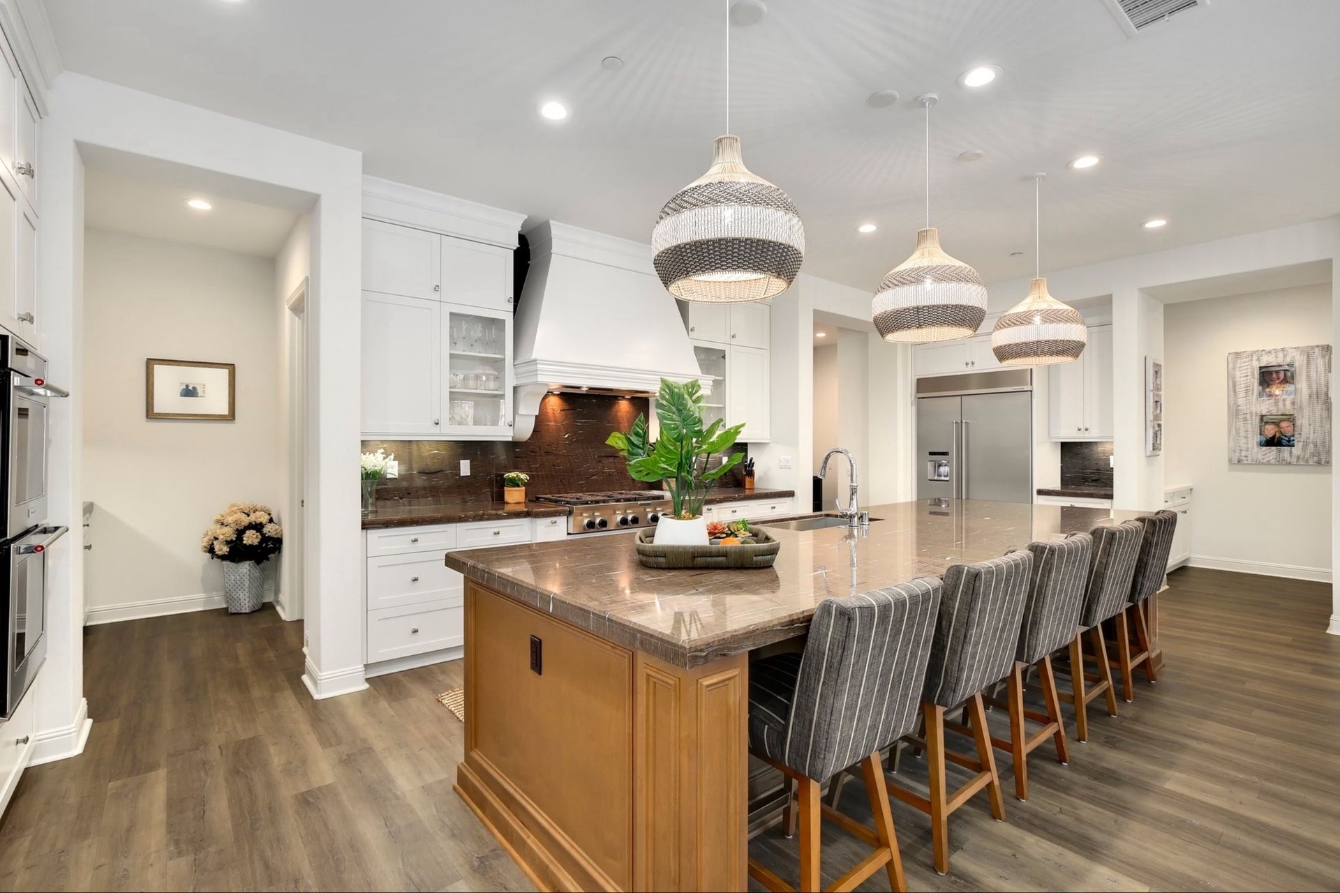 SWIVEL COUNTER STOOLS