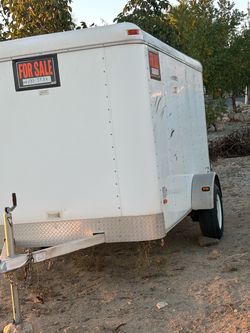Enclosed trailer