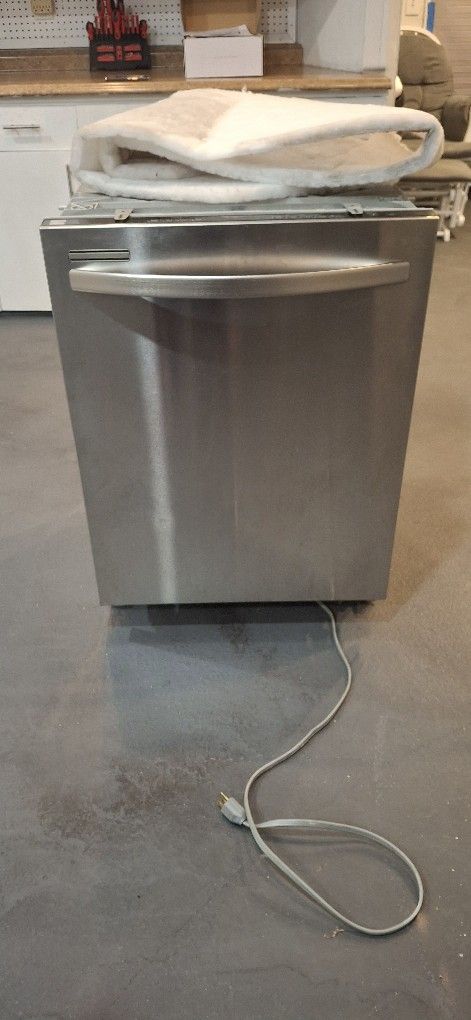 Top Control Stainless Steel KENMORE Dishwasher 