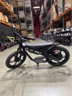 Children‘s electric scooter