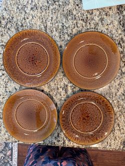 Hand Glazed Dinner Plates Service for 12