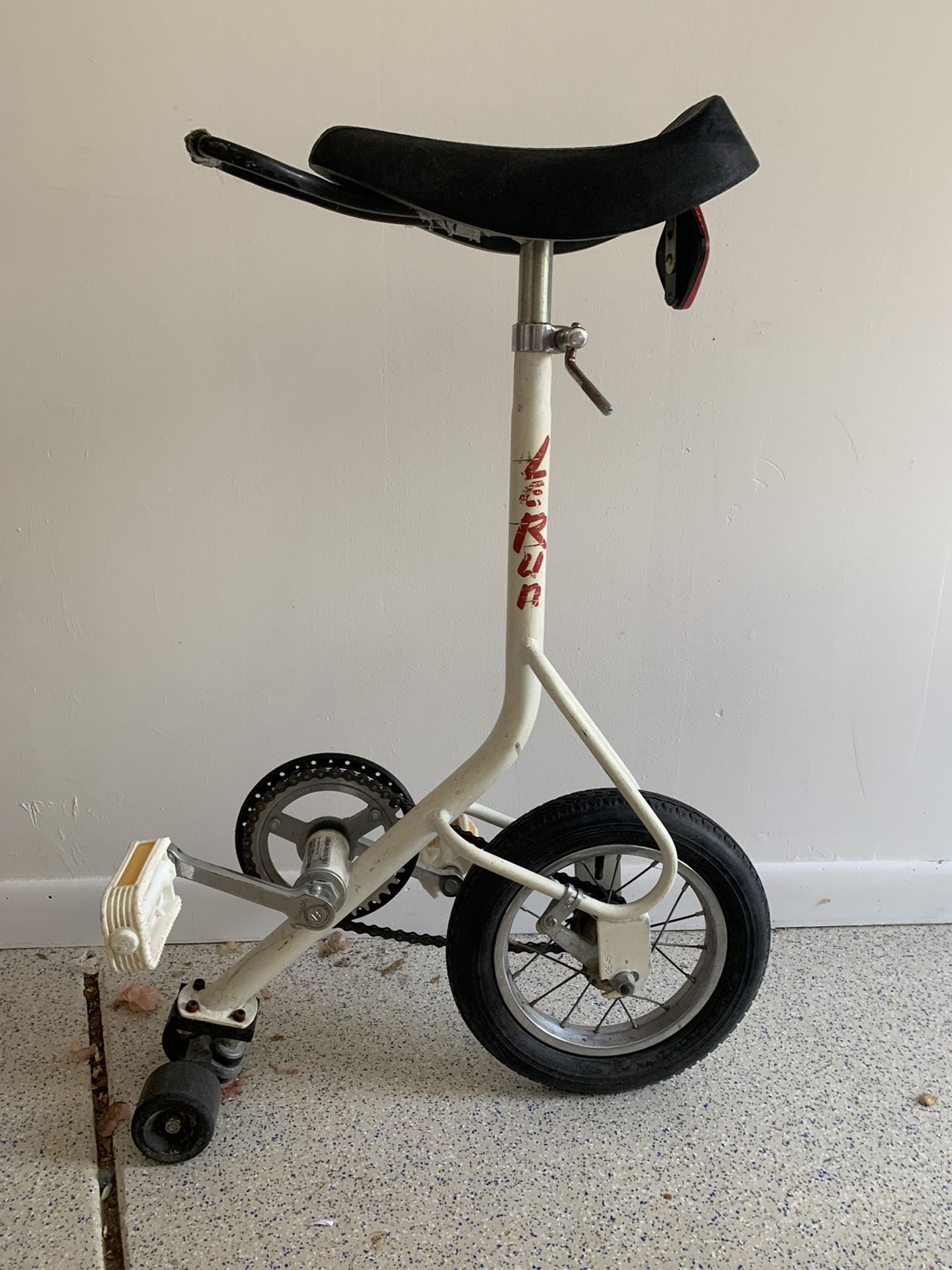 Unicycle With Training Wheels?