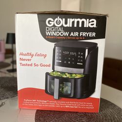Gourmia  Digital Window Air Fryer 