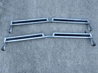 Vintage automotive ski rack, roof mount, clamp on