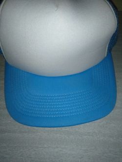 Trucker fitted caps