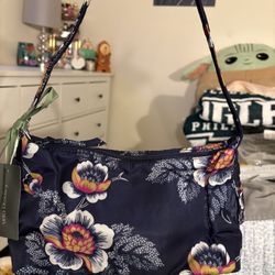 Vera Bradley Hand Bag