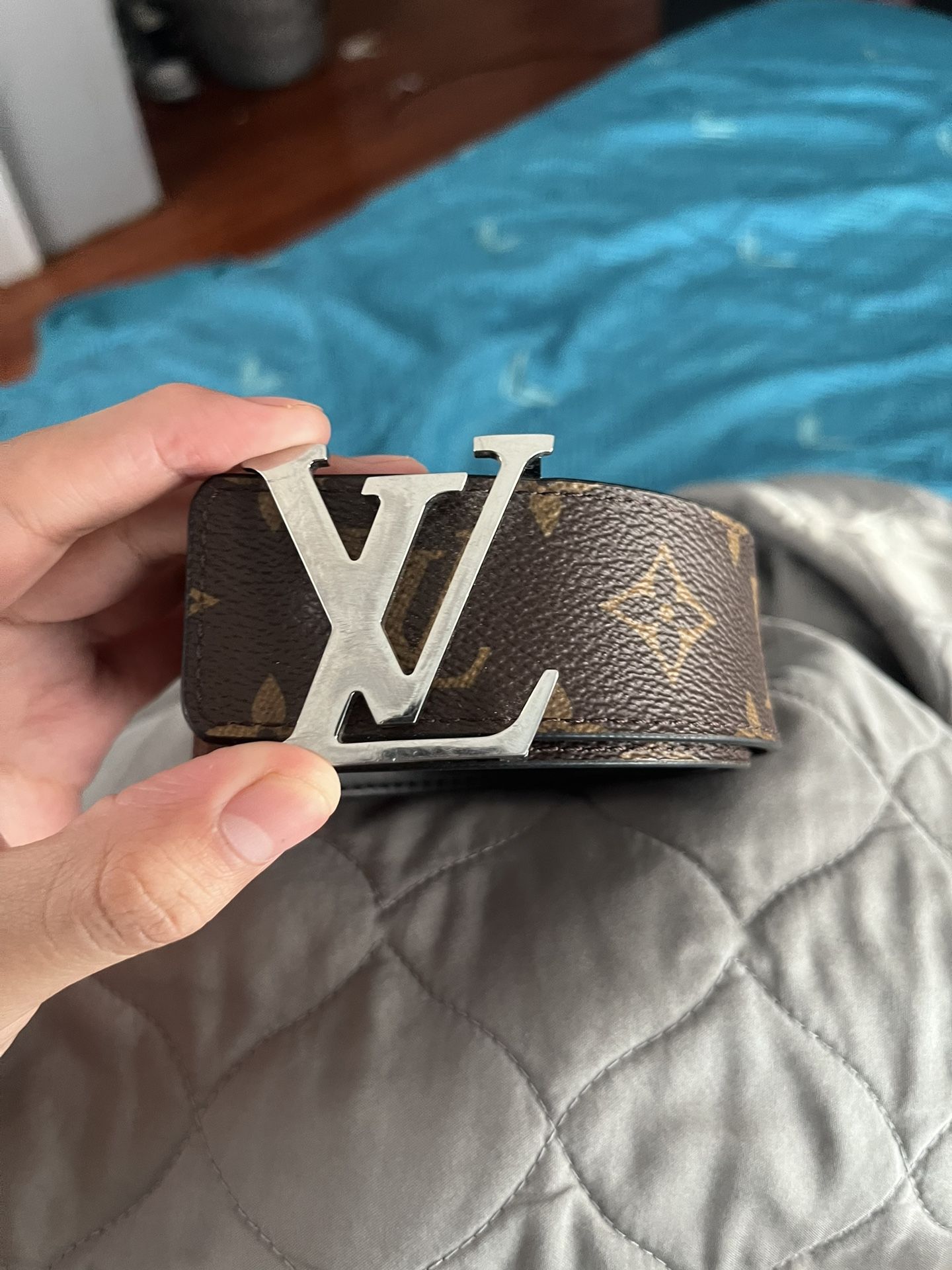 Authentic Louis Vuitton belt, LV Belt used