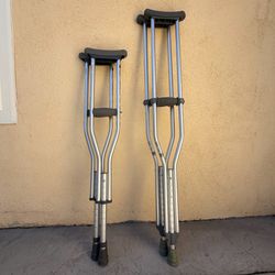 2 sets of Medline and Drive aluminum crutches, 4-6’ to 5-10’, 250-300 max lbs