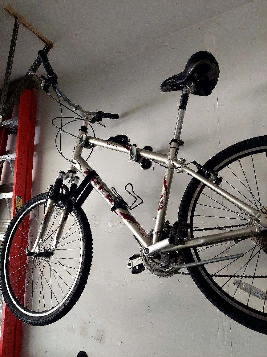 Trek Rst Bike
