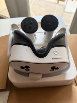 Meta Quest 3s VR Headset with Controllers
