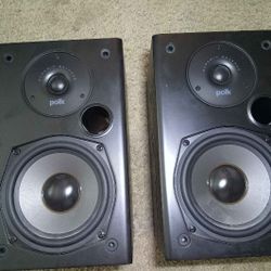 🔥 Polk Audio T15 Bookshelf Speakers – $60 FIRM (Today Only) 🔥