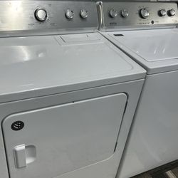 Maytag Centennial Gas Washer And Dryer Set With Warranty 
