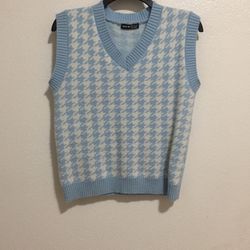 Woman’s  Sweater Vest Size S 
