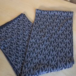 Michael Kors Women’s Scarf Brand New $20
