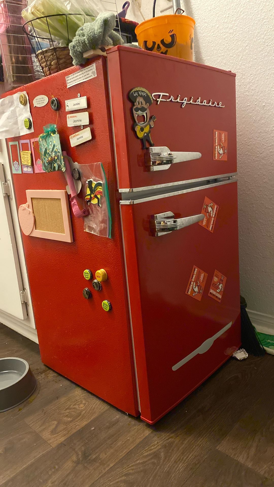Mini Fridge 