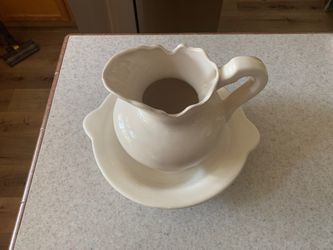 Vintage pitcher and washer basin