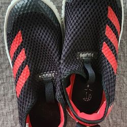 Used ADIDAS KIDS SIZE 1