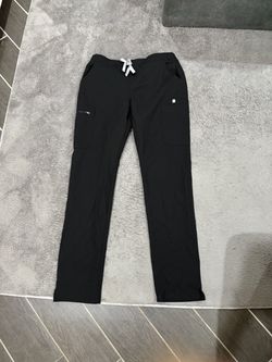 Medium/tall FIGS Black Scrub Pants