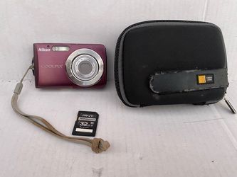 Nikon COOLPIX S210 8MP Digital Camera Plum 3x Zoom w/ Battery, Charger SD Tested