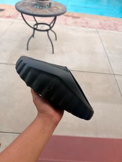Nike mind 001 triple black size 9