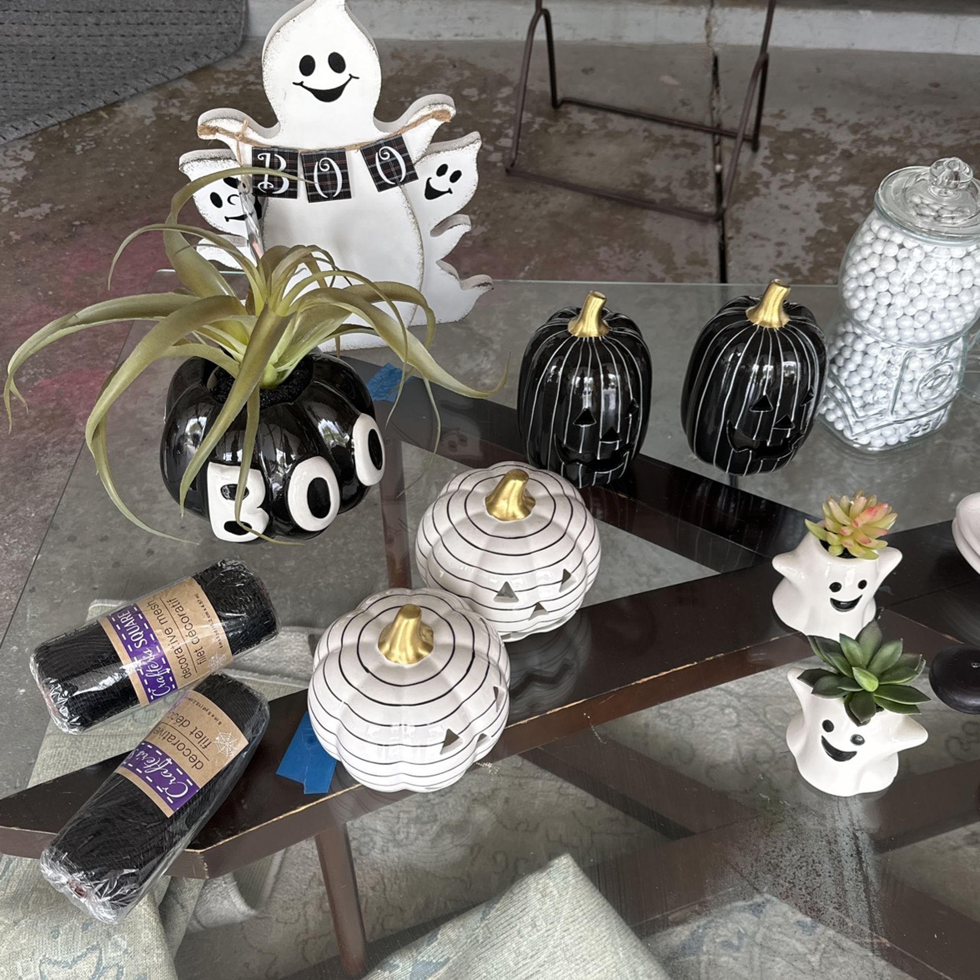 Halloween Decor