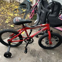 Boys Bike W/ Training Wheels 