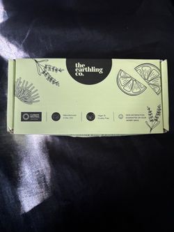 The Earthling Co. Shampoo & Conditioner Bar Set typically costs $31.98 when purchased as a 2-bar bundle directly from The Earthling Co. Official Store