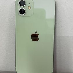 Iphone 12 [UNLOCKED]