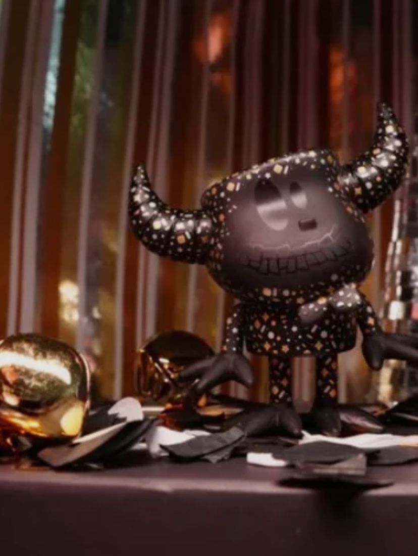 Mischief Toys Gastley Coven Exclusive Silver & Gold Celebration LE230