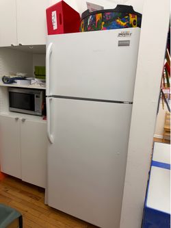 Perfectly functioning fridge