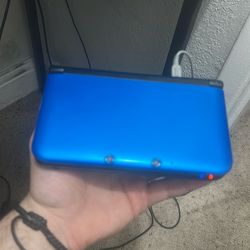 NINTENDO 3DS XL BUNDLE + 9 GAMES!