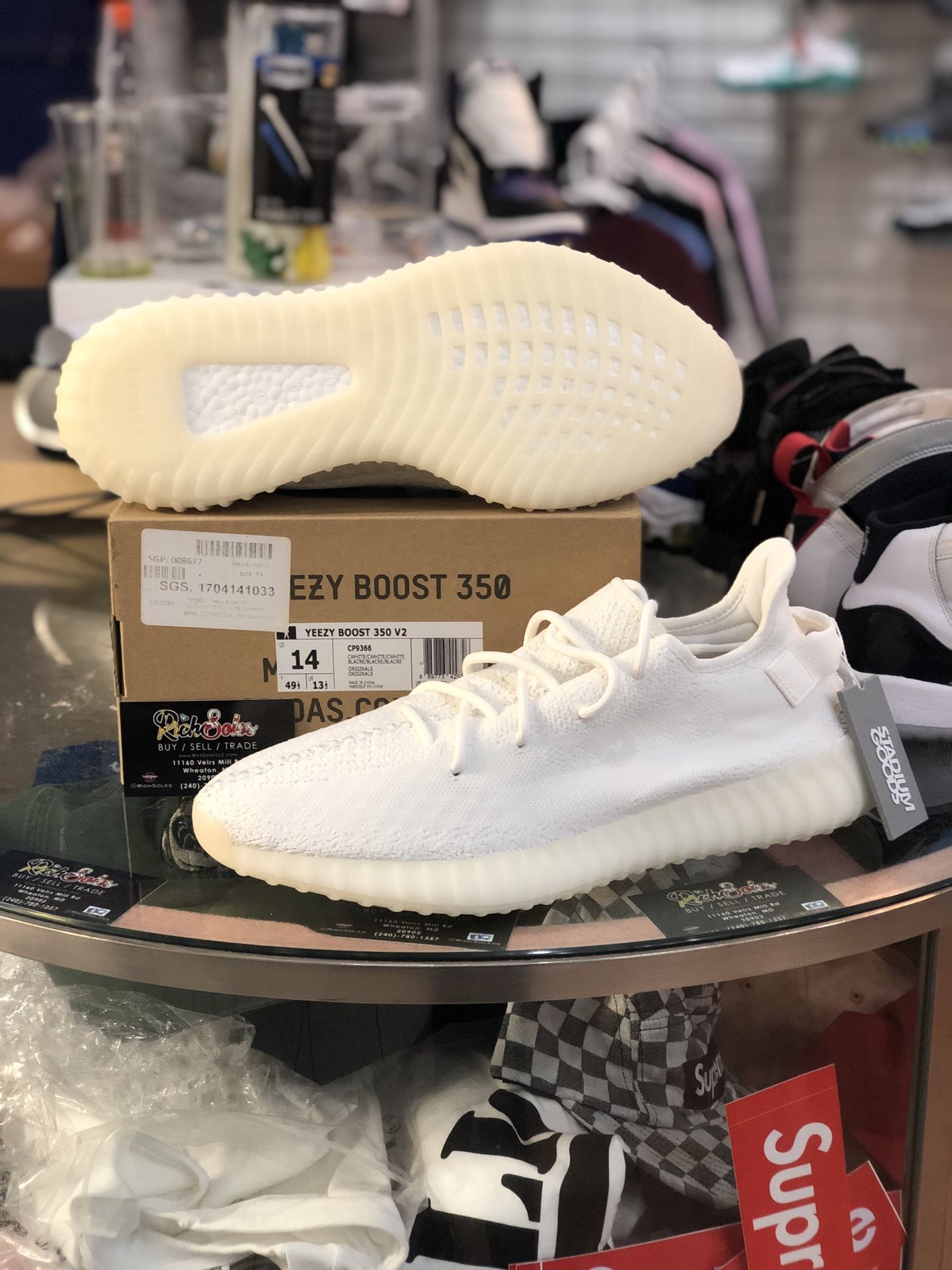 Brand New Yeezy 350 Creme size 14