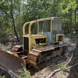 TD7G International Dozer .