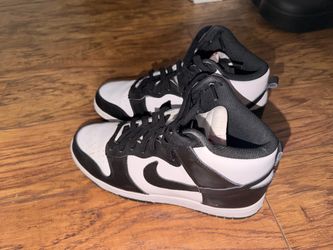 Nike women’s 8.5