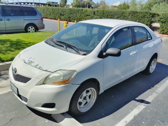 2010 Toyota Yaris