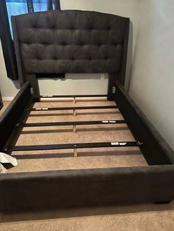 Queen bed