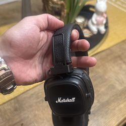 Marshall Bluetooth Headphones