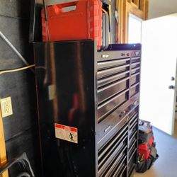 Husky Pro Tool Box