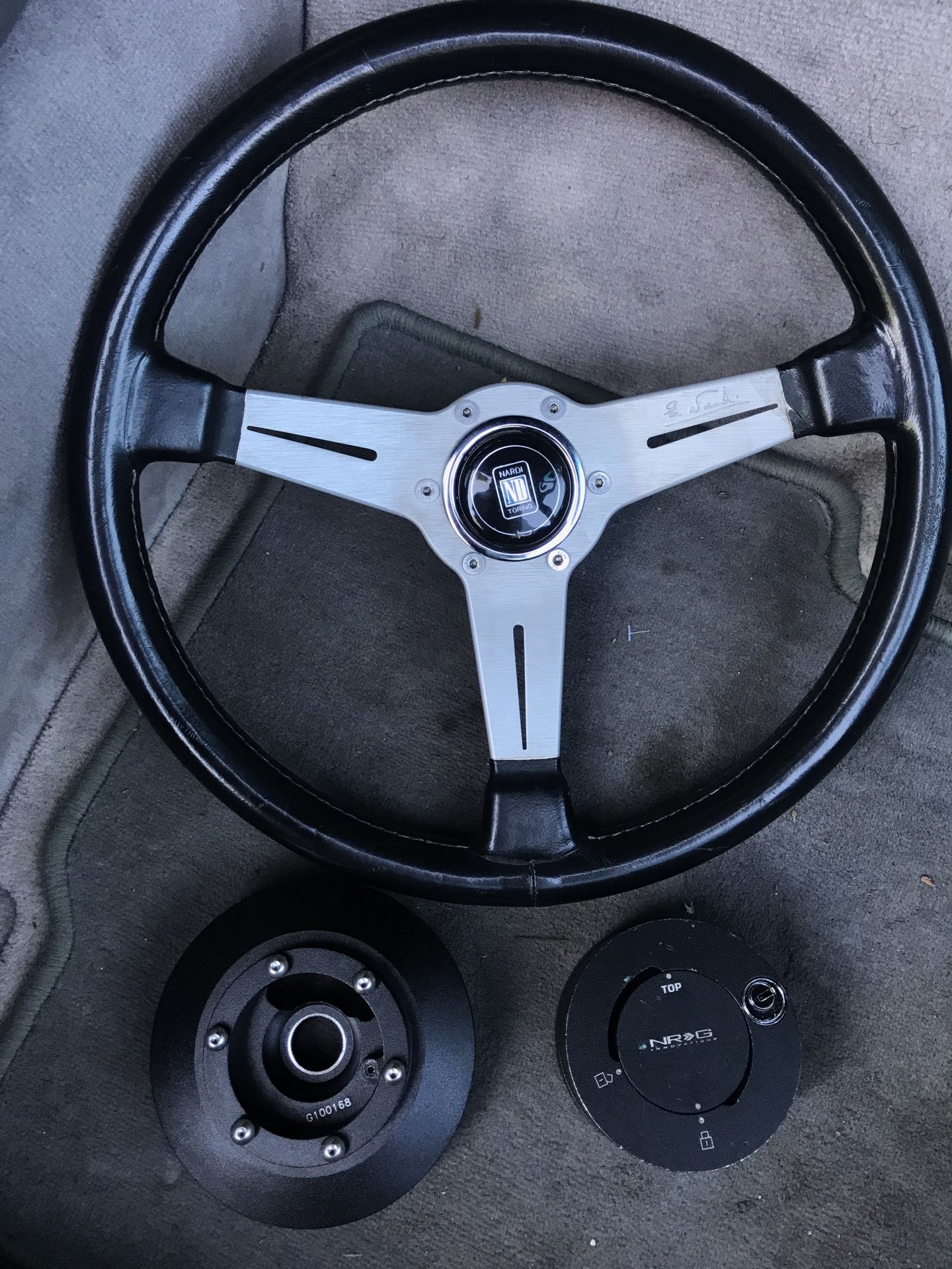 BMW e36 Full Quick Release Setup With Nardi Steering Wheel
