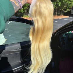 Lace frontal Wigs 28-30”
