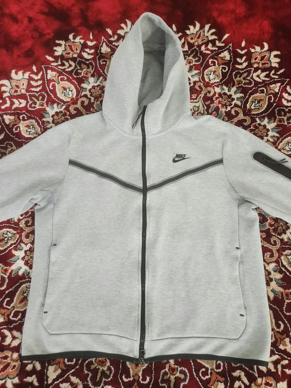 Nike Tech