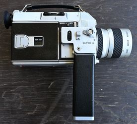 Vintage Canon Auto Zoom 814 (for parts)